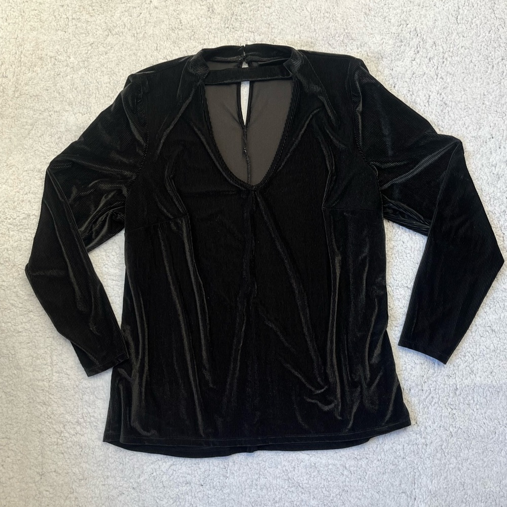 Lane Bryant Black Velvet V Neck Long Sleeve Ribbed Blouse Size 18/20